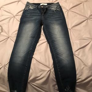 KanCan Skinny Dark Wash distressed Jeans